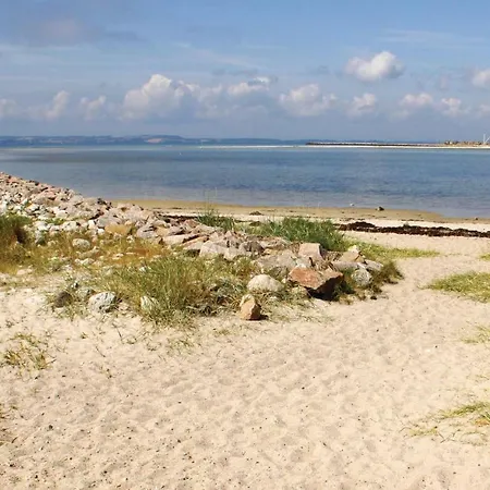 Three-bedroom In אבלטופט