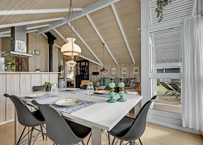 Three-bedroom In * Ebeltoft